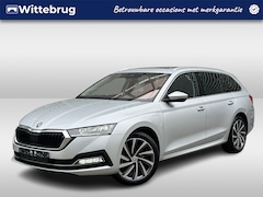 Skoda Octavia Combi - 1.4 TSI 204pk DSG iV PHEV Style / Panoramadak / Memory seats / Trekhaak voorbereiding / Fu