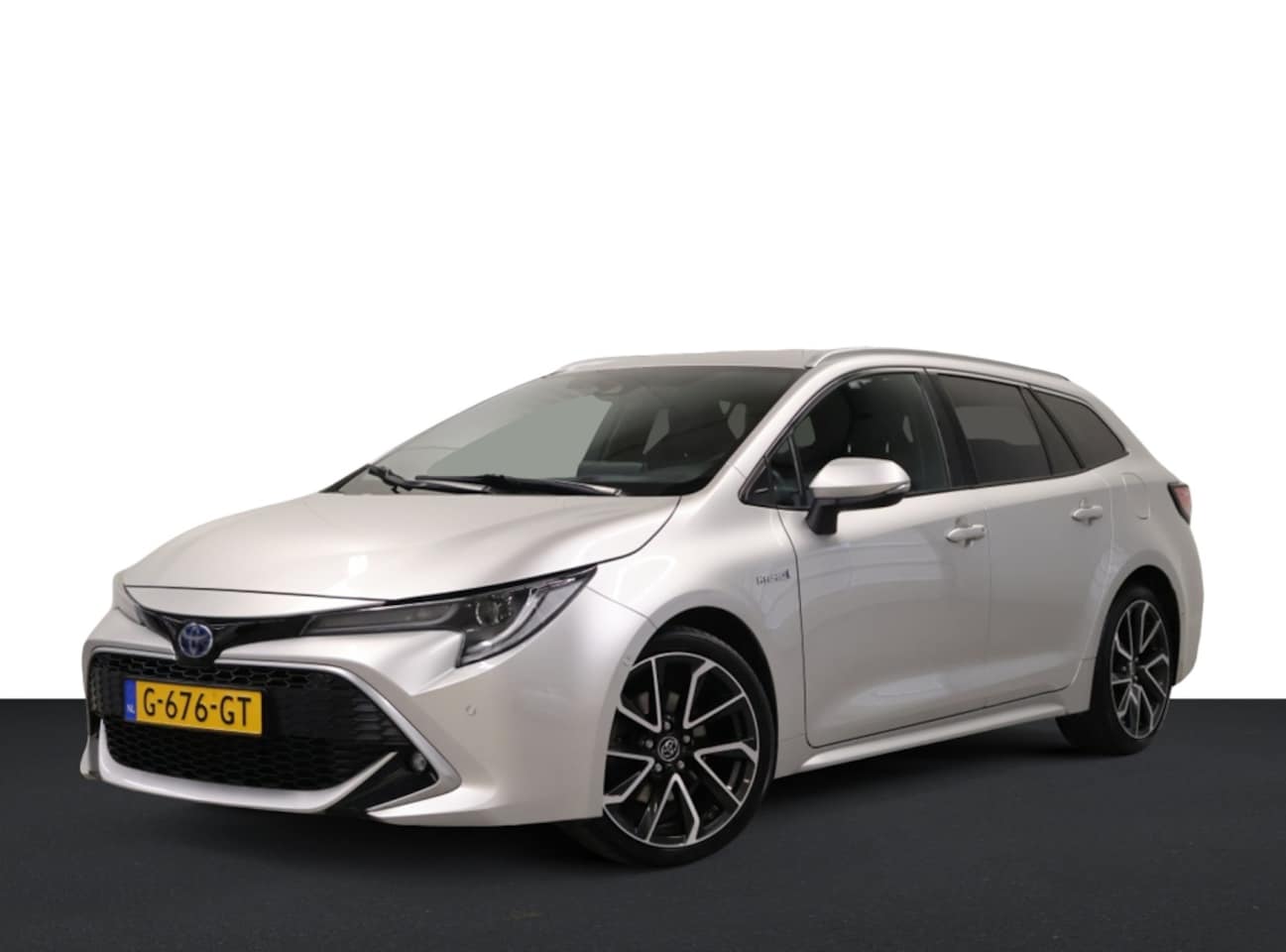 Toyota Corolla Touring Sports - 2.0 Hyb. Exec. JBL - AutoWereld.nl