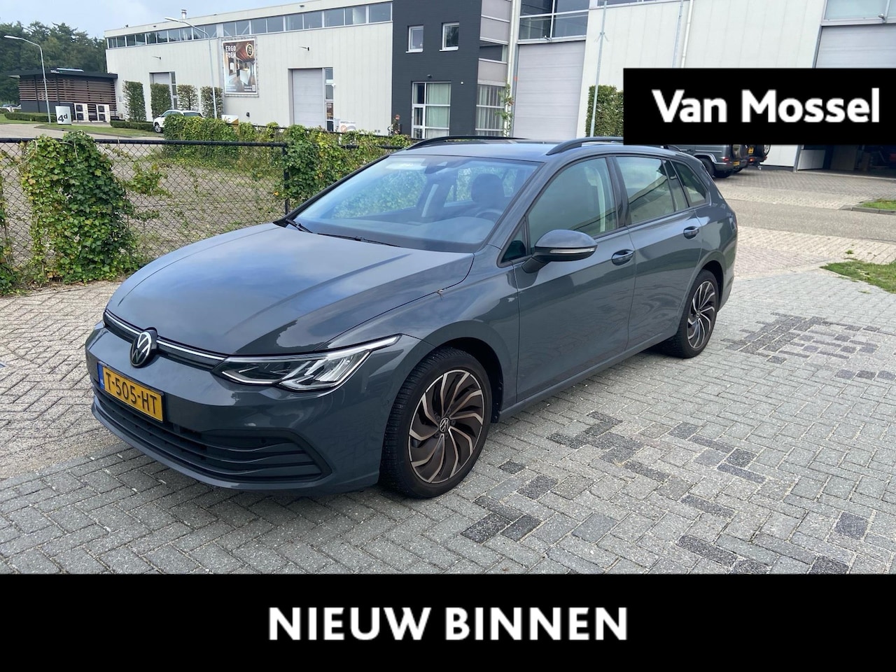 Volkswagen Golf Variant - 1.0 eTSI Life Business | 110 PK | Automaat | Ergo Active Massage Stoelen | Stoelverwarming - AutoWereld.nl