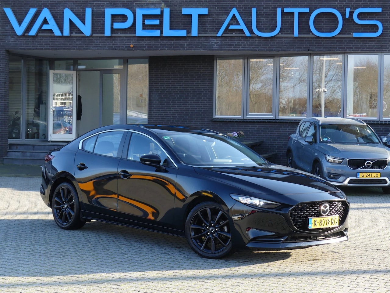 Mazda 3 - 2.0 e-SkyActiv-X M Hybrid 180PK Comfort Bose / Winterpack - AutoWereld.nl