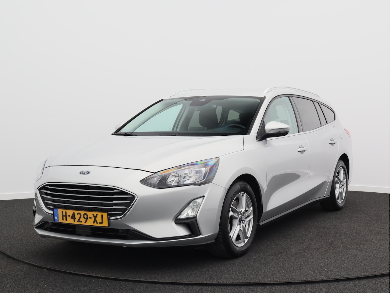Ford Focus Wagon - 1.0 EcoBoost Trend Edition Business/ trekhaak! - AutoWereld.nl