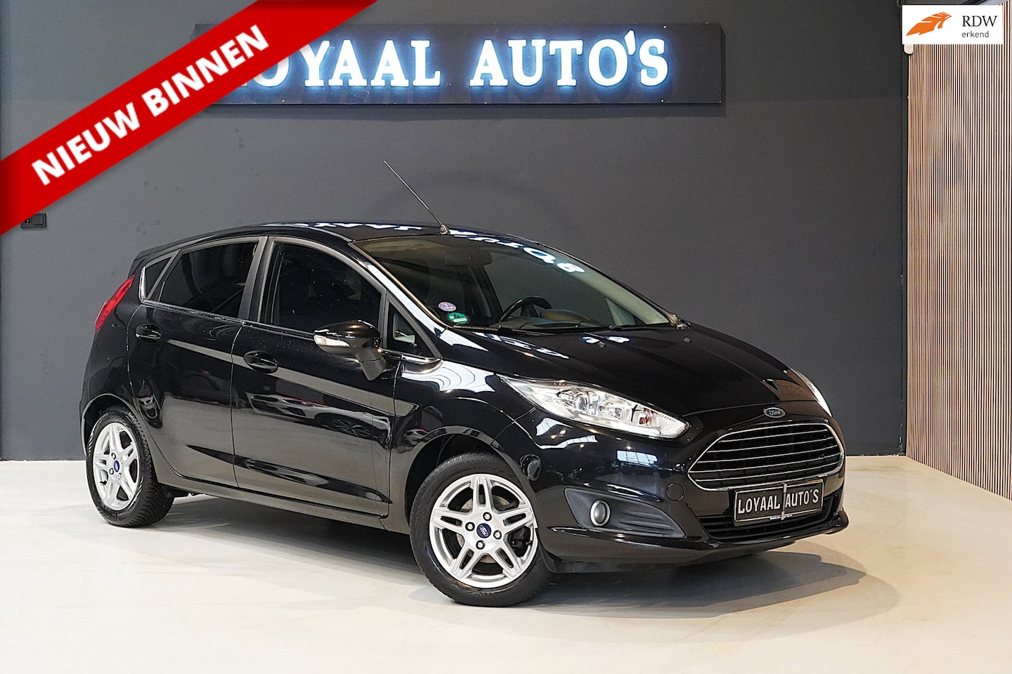 Ford Fiesta - 1.0 Titanium | AIRCO | ELEK.RAMEN | APK. - AutoWereld.nl