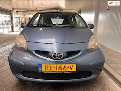 Toyota Aygo - 1.0-12V