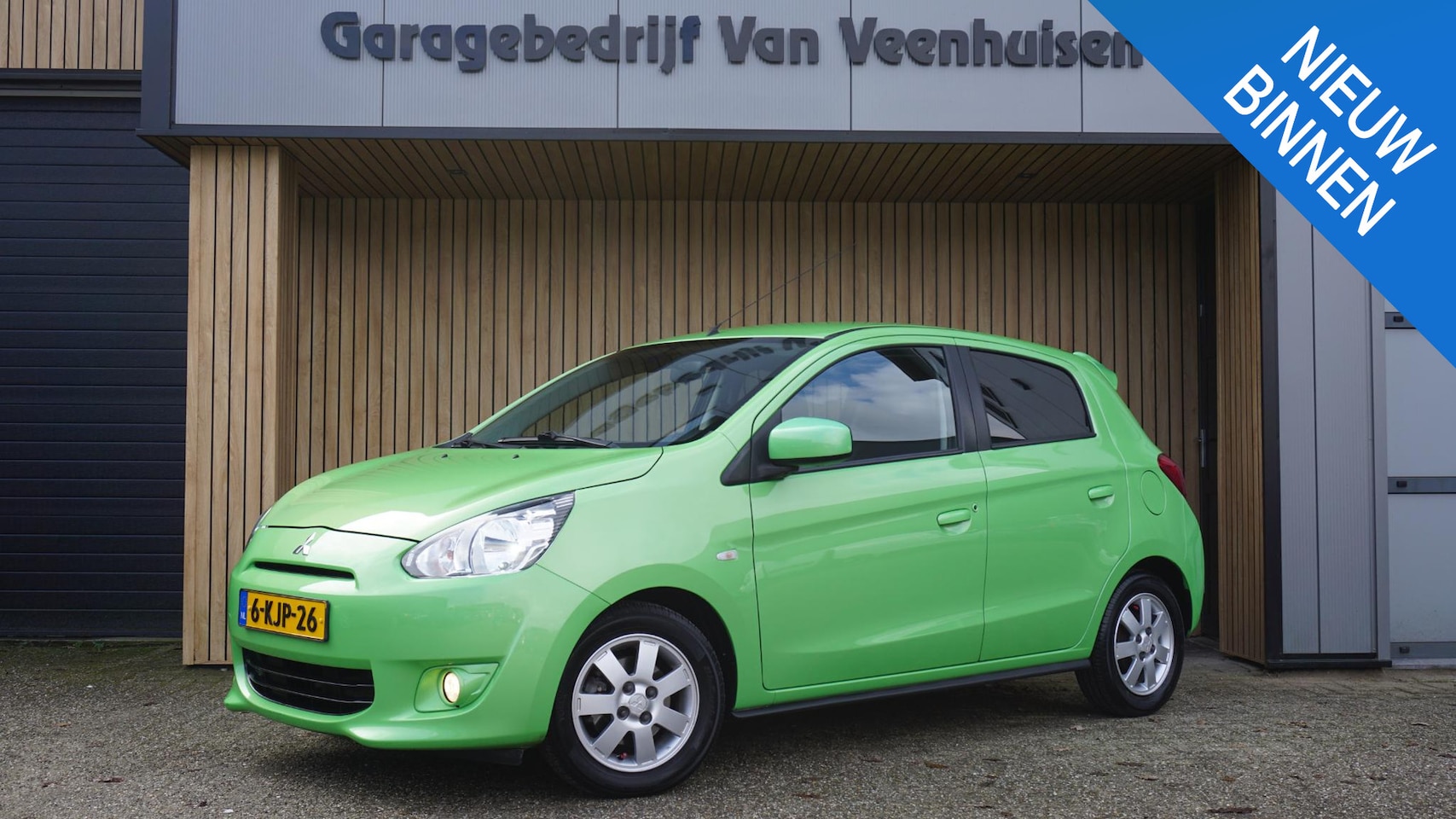Mitsubishi Space Star - 1.0 70PK 5Drs Intense Keyless Clima 14inch LM LED *NL auto* 90176km! - AutoWereld.nl