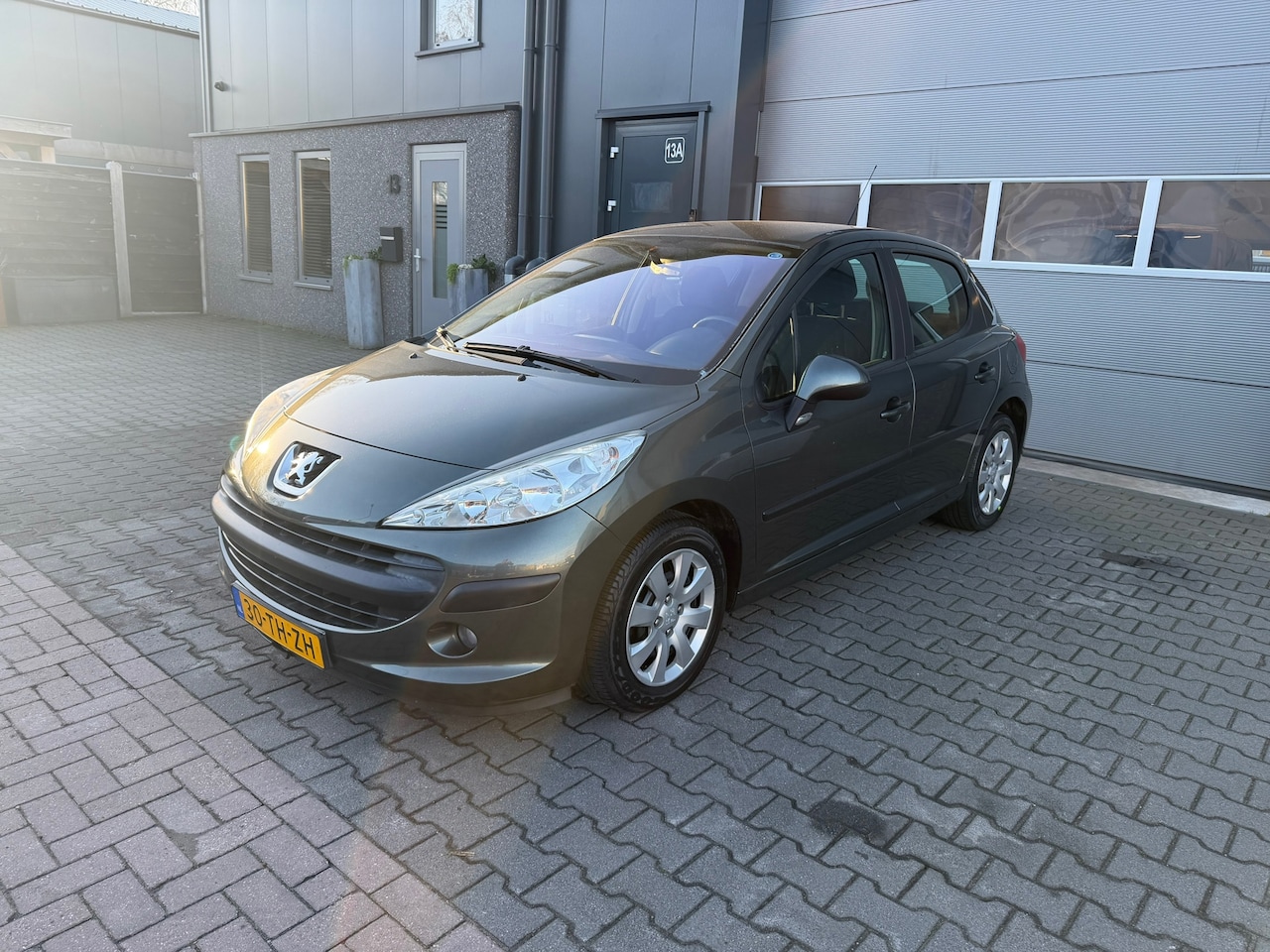 Peugeot 207 - 1.4-16V XT 5DRS|Clima|Cruise Controle| Distributieriem vervangen - AutoWereld.nl