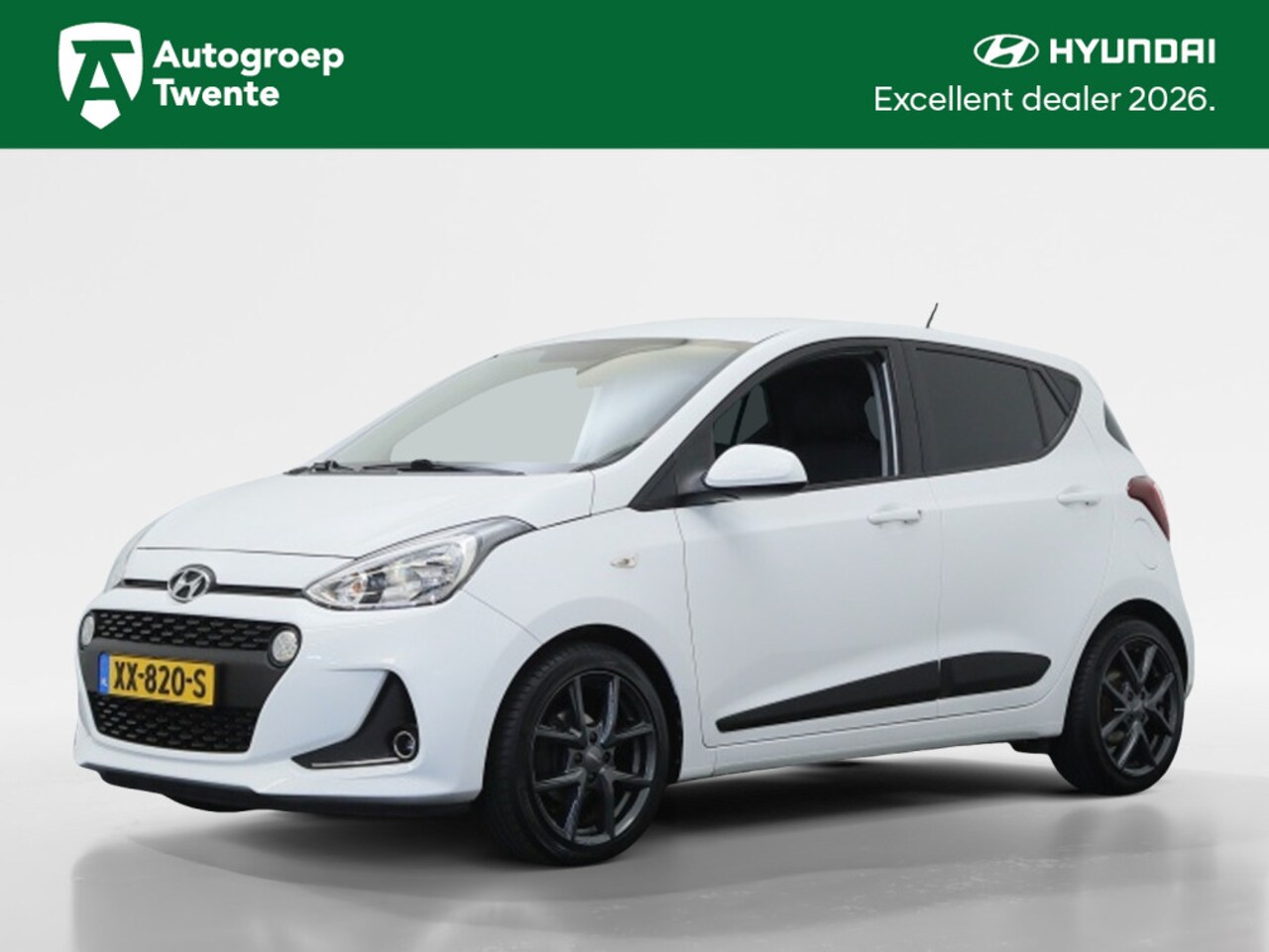 Hyundai i10 - 1.0i Comfort | Navigatie | 15 inch velgen | - AutoWereld.nl