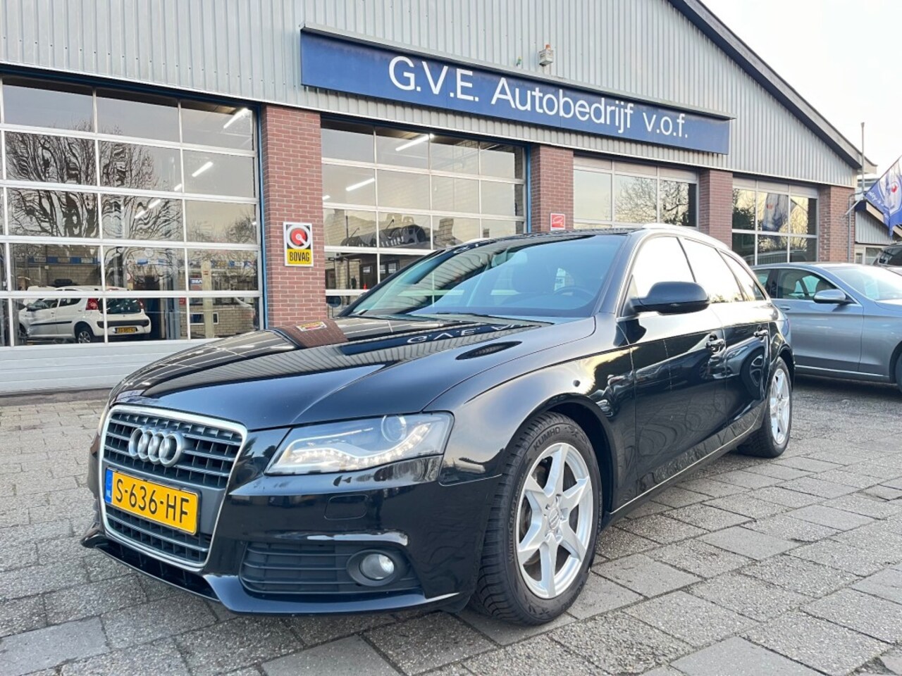 Audi A4 - 1.8 TFSI LED DAGR,NAV.TREKHAAK,STOELVERW. - AutoWereld.nl