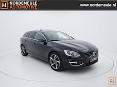 Volvo V60 - 2.4 D6 AWD Plug in Hybrid Summum, Xenon, Pano