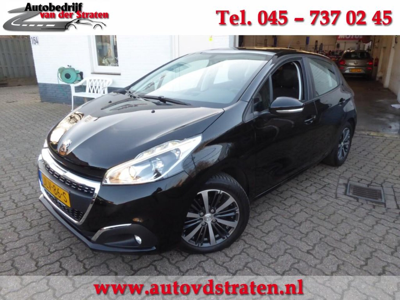 Peugeot 208 - 1.2 PT BLUEL PREMIUM/Pano-Dak/ECC/Pdc/Plaatje!!! - AutoWereld.nl