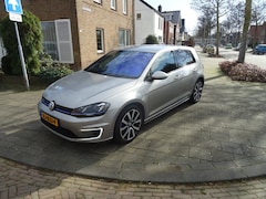 Volkswagen Golf - 1.4 TSI GTE