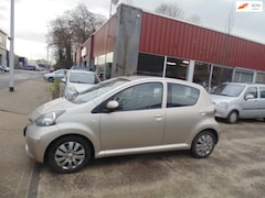 Toyota Aygo - 1.0-12V + MET AIRCO LEDER APK 02-2027