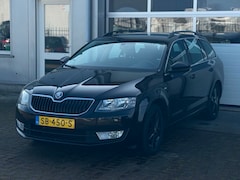 Skoda Octavia Combi - 1.6 TDI Greentech Edition Businessline