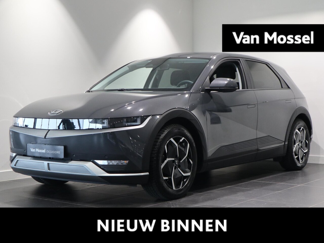 Hyundai IONIQ 5 - 77.4kWh Core - STOELVERWARMING - ELEKTRISCH - ACHTERUITRIJ CAMERA - AutoWereld.nl