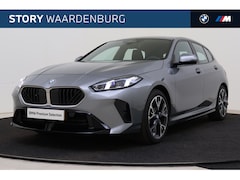 BMW 1-serie - 120 M Sport Automaat / Sportstoelen / Comfort Access / Achteruitrijcamera / M Adaptief ond