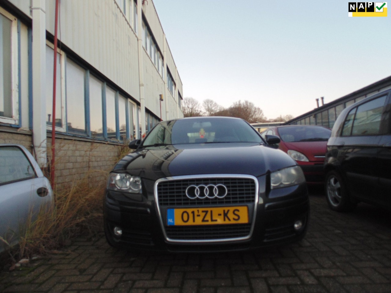 Audi A3 - 1.4 TFSI Attraction Business 1.4 TFSI Attraction Business - AutoWereld.nl