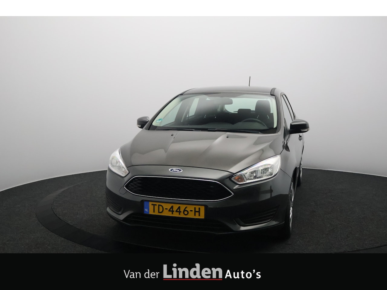 Ford Focus Wagon - 1.0 Trend | 50000KM | Airco - AutoWereld.nl