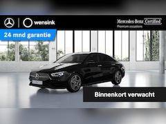 Mercedes-Benz CLA-Klasse - 180 Star Edition AMG Line | Panoramadak | Night | Distronic | Night | Dodehoekassistent |