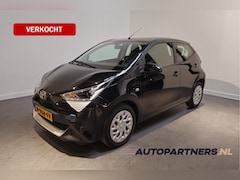 Toyota Aygo - 1.0 VVT-i x-play - Apple Carplay/Android Auto - Achteruitrijcamera - Cruise