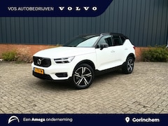 Volvo XC40 - T3 Aut. R-Design |Trekhaak|Schuifdak|Elektr. verstelbare stoelen| 360 Camera|Standkachel|