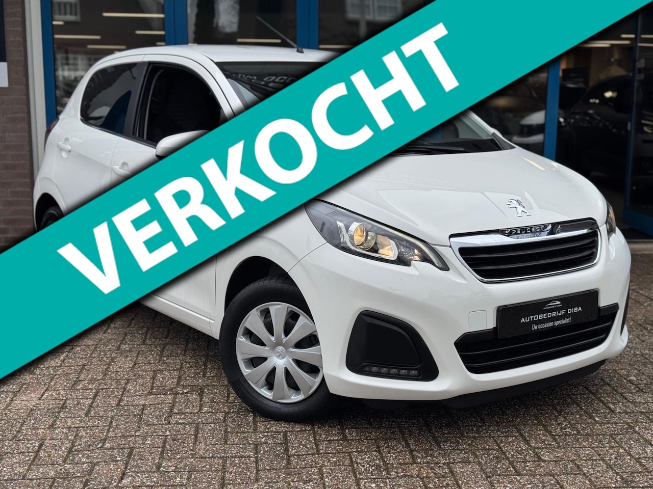 Peugeot 108 - 1.0 e-VTi Active 2021 5drs wit Airco NAP 1e EIG! - AutoWereld.nl