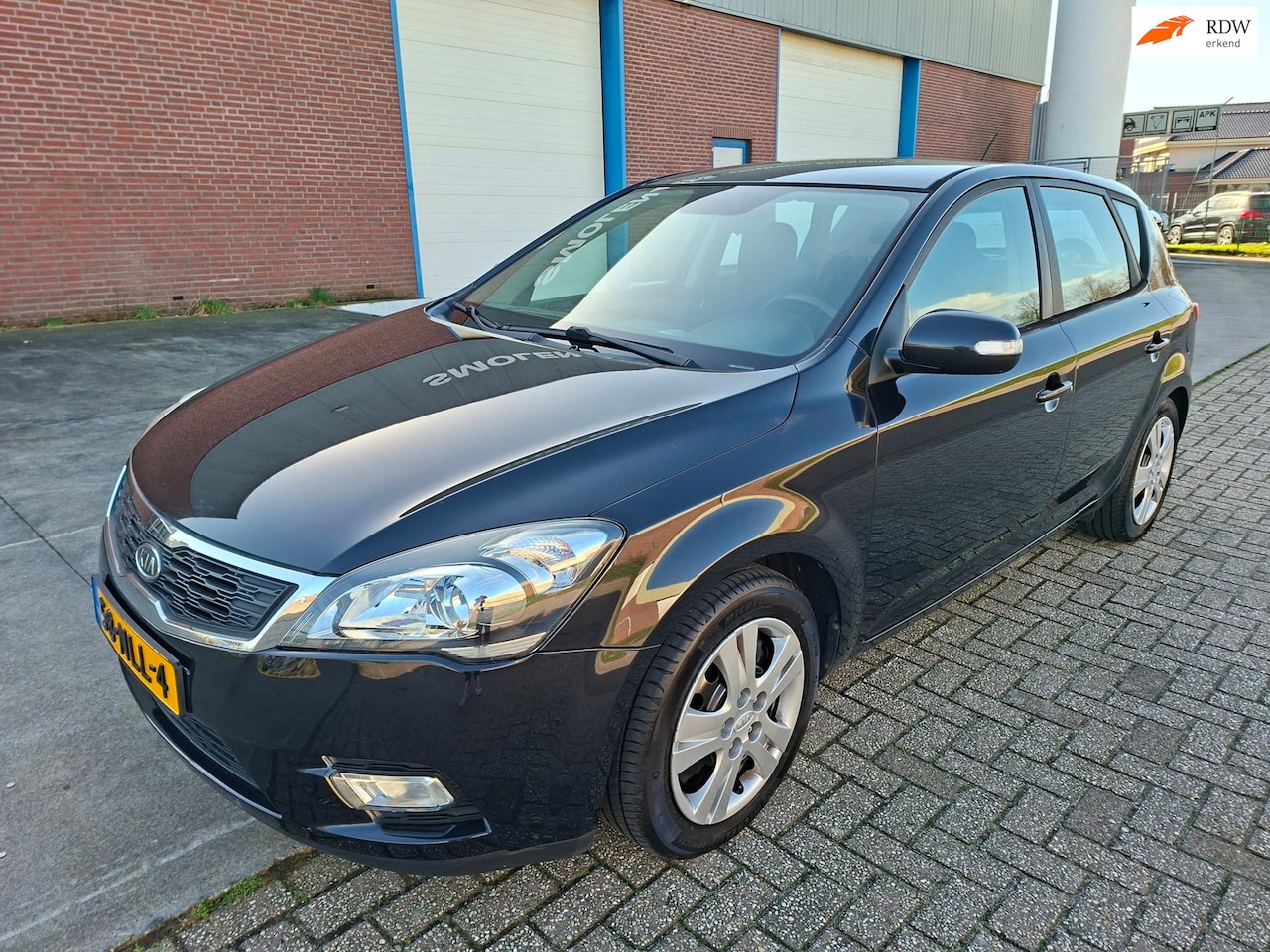 Kia Cee'd - 1.4 CVVT X-ecutive 1 eigen.met NAP.rapport - AutoWereld.nl
