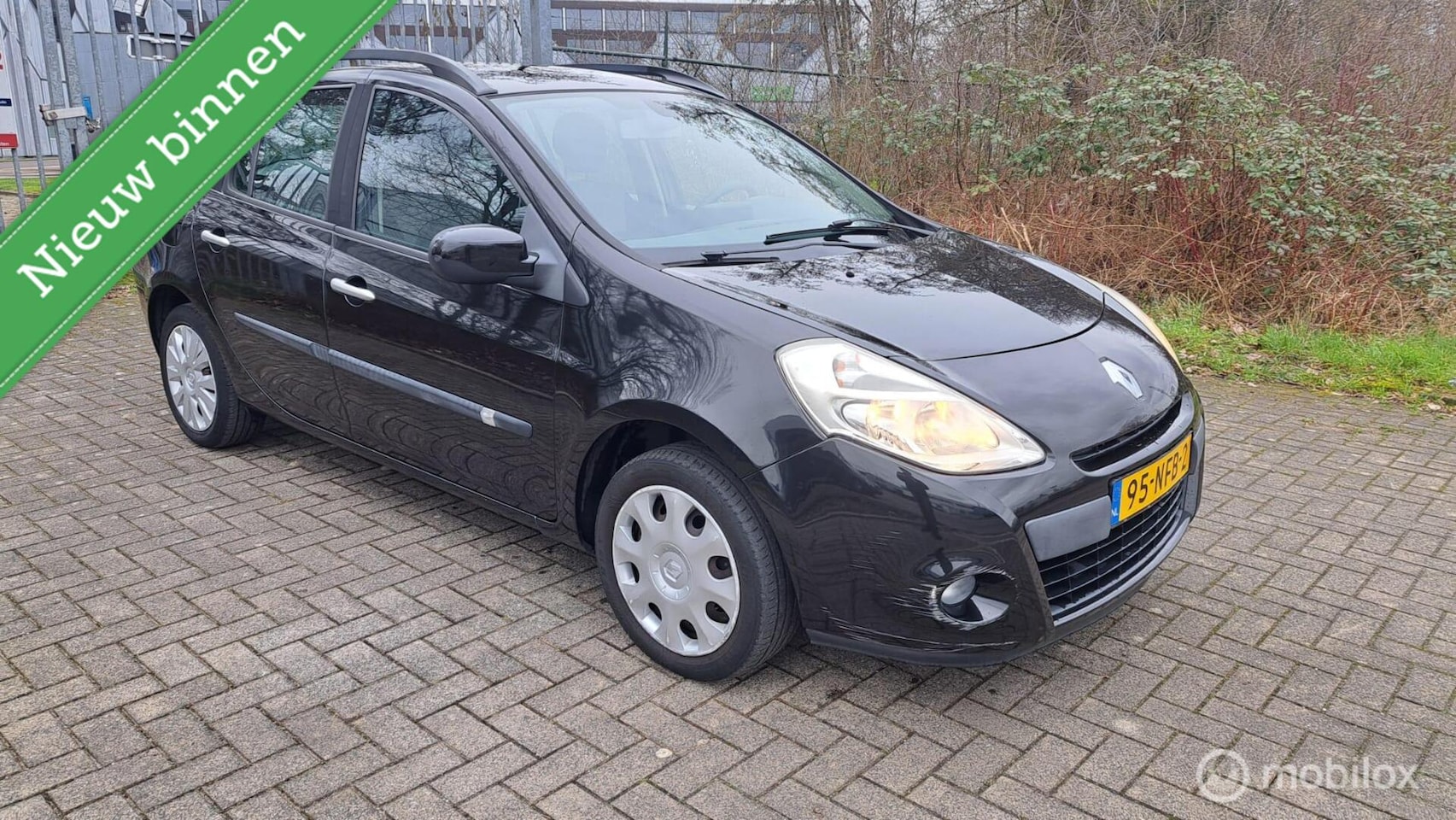 Renault Clio Estate - 1.2-16V Sélection Business 1.2-16V Sélection Business - AutoWereld.nl
