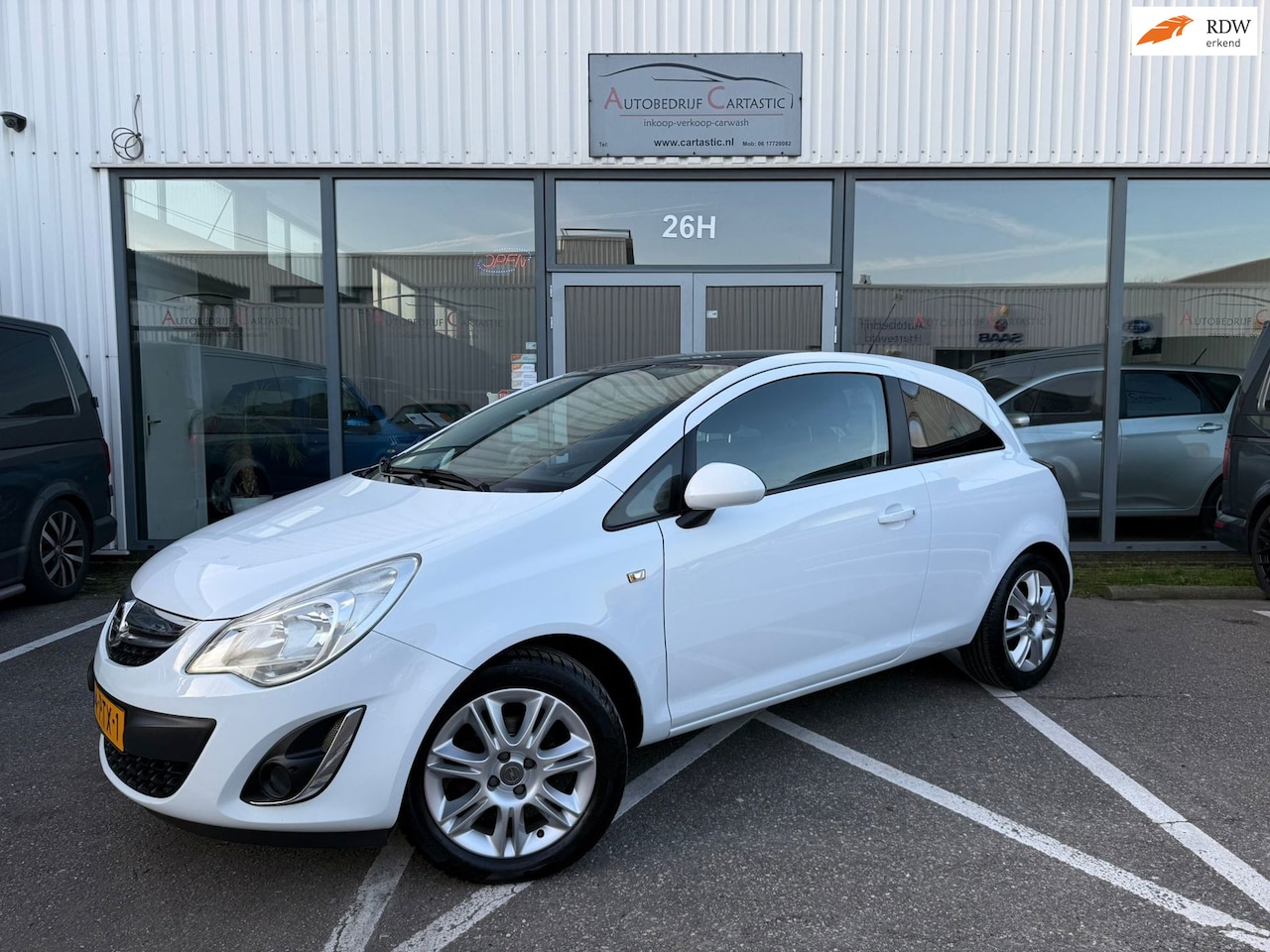 Opel Corsa - 1.2-16V Color Edition AIRCO | CRUISE | DEALER ONDERHOUDEN | NAP | APK | - AutoWereld.nl