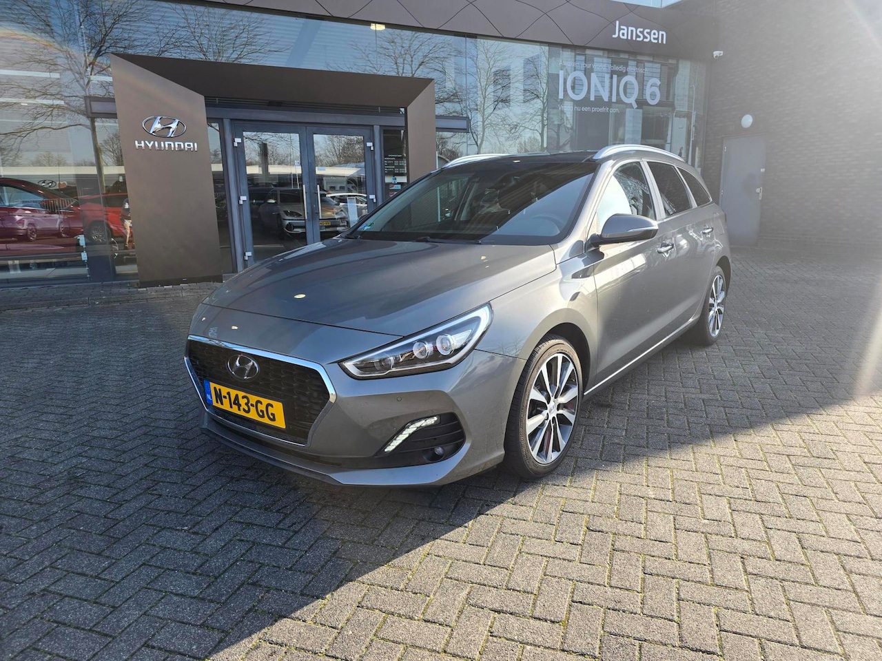 Hyundai i30 Wagon - 1.4 T-GDI Premium AUT/trekhaak - AutoWereld.nl