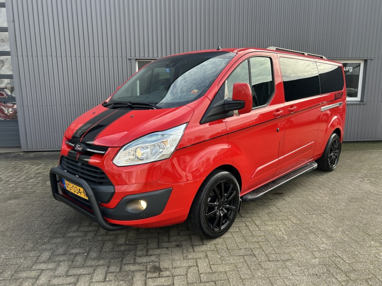 Ford Transit Custom - 290 2.2 TDCI L2H1LDC Leer PDC Camera Sport! - AutoWereld.nl