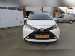Toyota Aygo - 1.0 VVT-i x-nav
