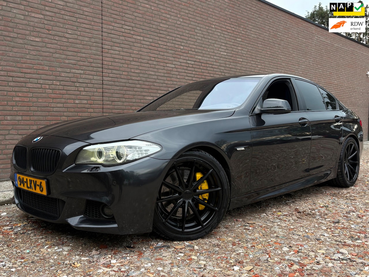 BMW 5-serie - 528i High Executive | M-pakket | Leder | Automaat - AutoWereld.nl
