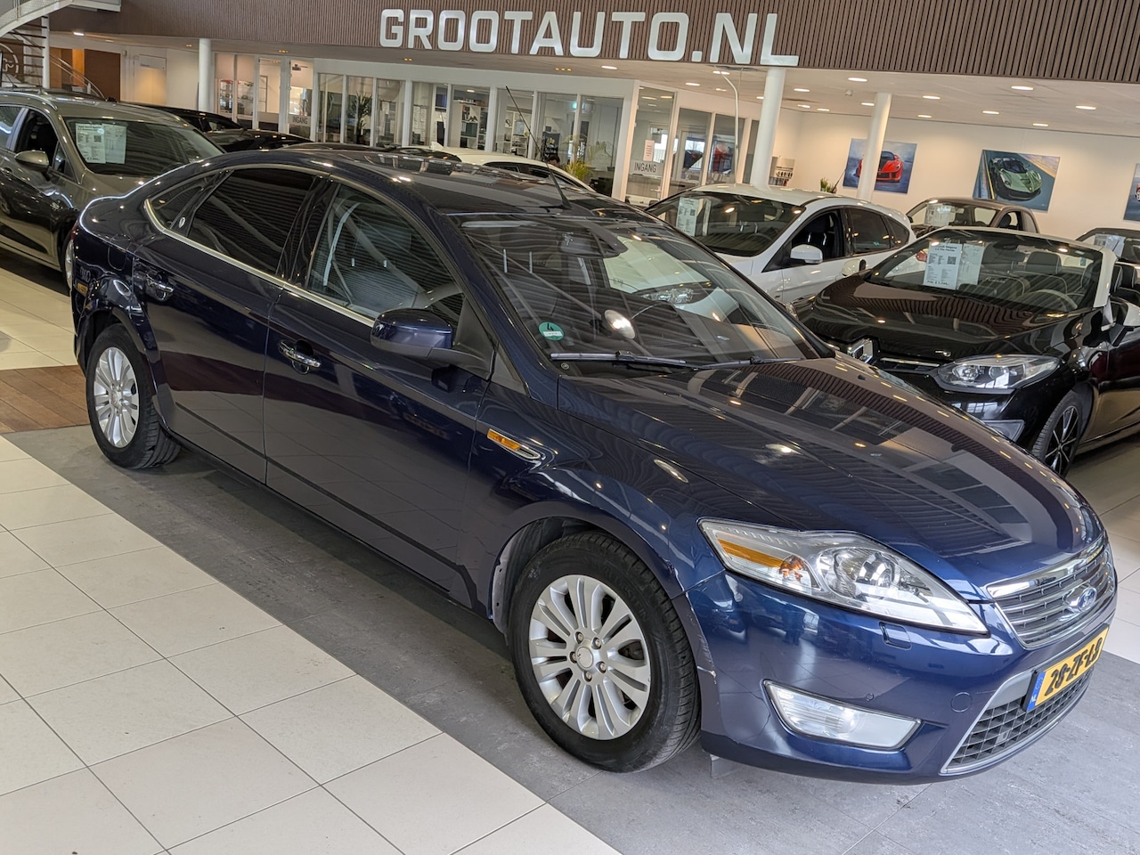 Ford Mondeo - 2.3-16V Ghia Automaat Airco, Cruise Control, Trekhaak, Stuurbekrachtiging - AutoWereld.nl
