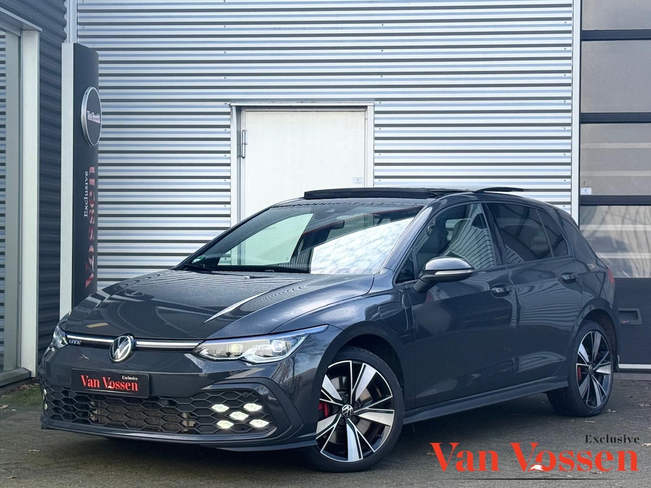 Volkswagen Golf - 1.4 Ehybrid GTE|Pano|HUD|MEMORY|Laneassist|Sfeer|Navi|Carplay|ACC - AutoWereld.nl