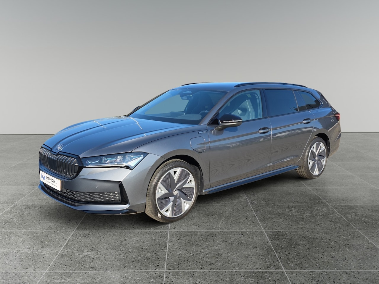 Skoda Superb Combi - 1.5 TSI PHEV Sportline Business 1.5 TSI PHEV Sportline Business - AutoWereld.nl