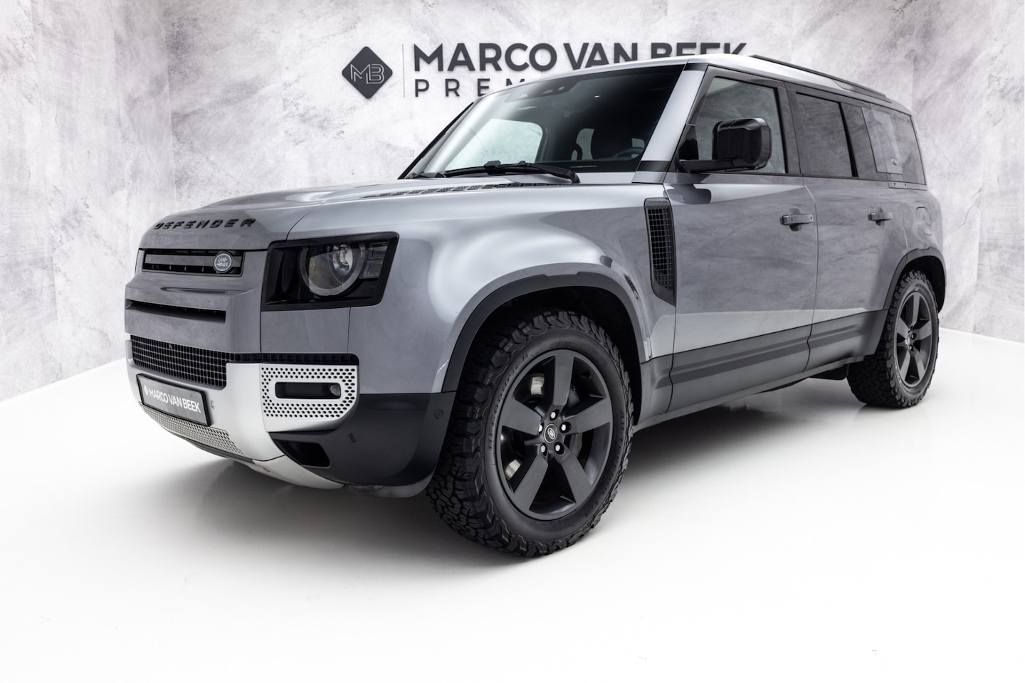 Land Rover Defender 110 - 2.0 P400e 110 S | Pano | E-Trekhaak | - AutoWereld.nl