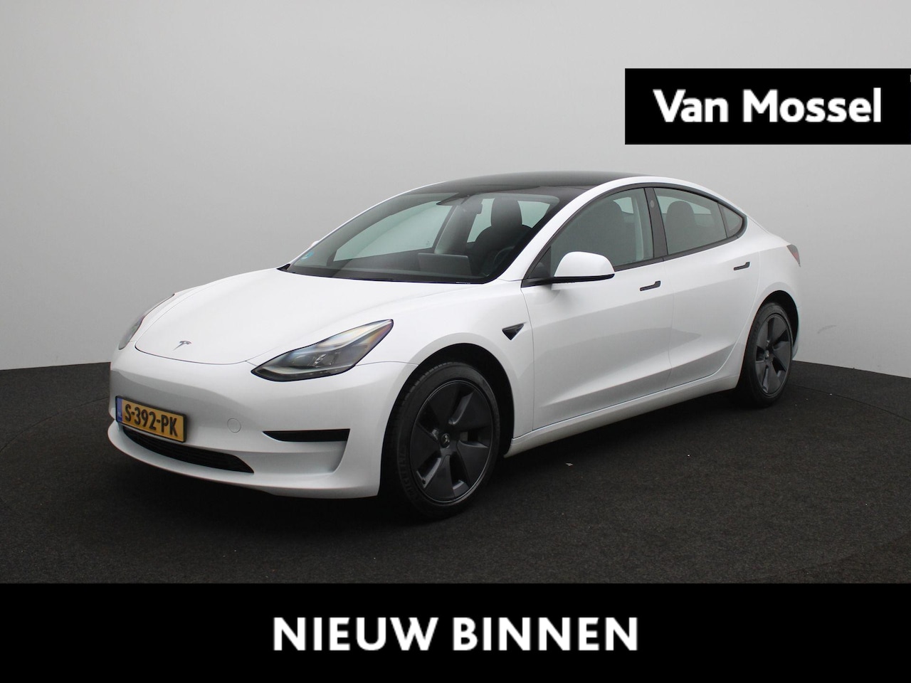 Tesla Model 3 - Standard RWD Plus 60 kWh | Leder | Camera | Elektrische Stoelen | - AutoWereld.nl