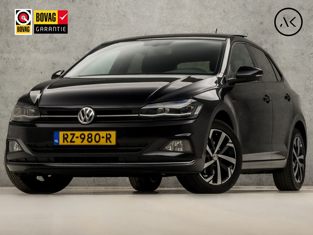 Volkswagen Polo - 1.0 TSI Sportline Highline (SCHUIFDAK, APPLE CARPLAY, GROOT NAVI, ZWART HEMEL, CLIMATE, LE - AutoWereld.nl