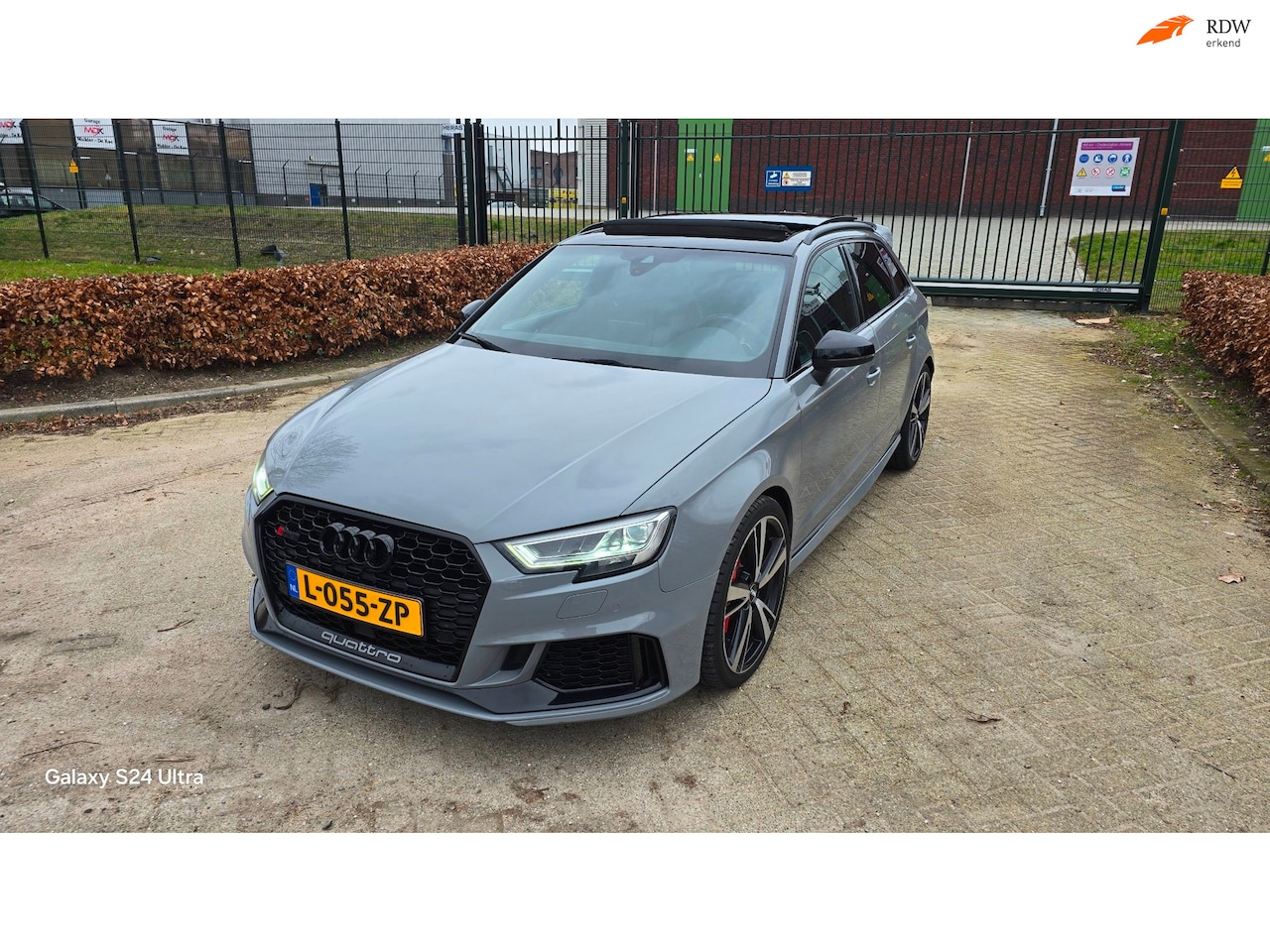 Audi RS3 - Sportback 2.5 TFSI RS SEATS PANO B&O NARDO GREY ACC DCC VOL! - AutoWereld.nl