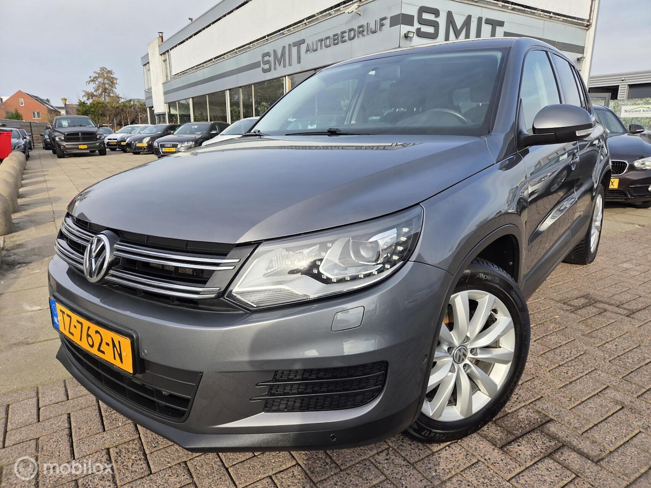 Volkswagen Tiguan - 1.4 TSI R-Line Edition Nav/Led/Trekhaak - AutoWereld.nl
