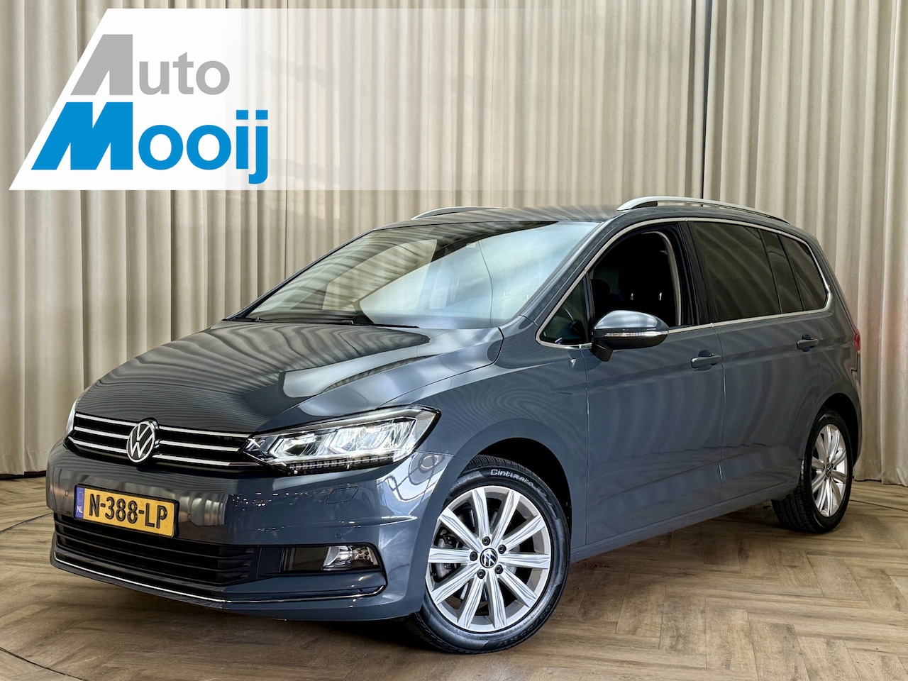 Volkswagen Touran - 1.5 TSI Comfortline Business 7p Uitklapbare Trekhaak / Camera / LED / Adapt. Cruise / Stoe - AutoWereld.nl
