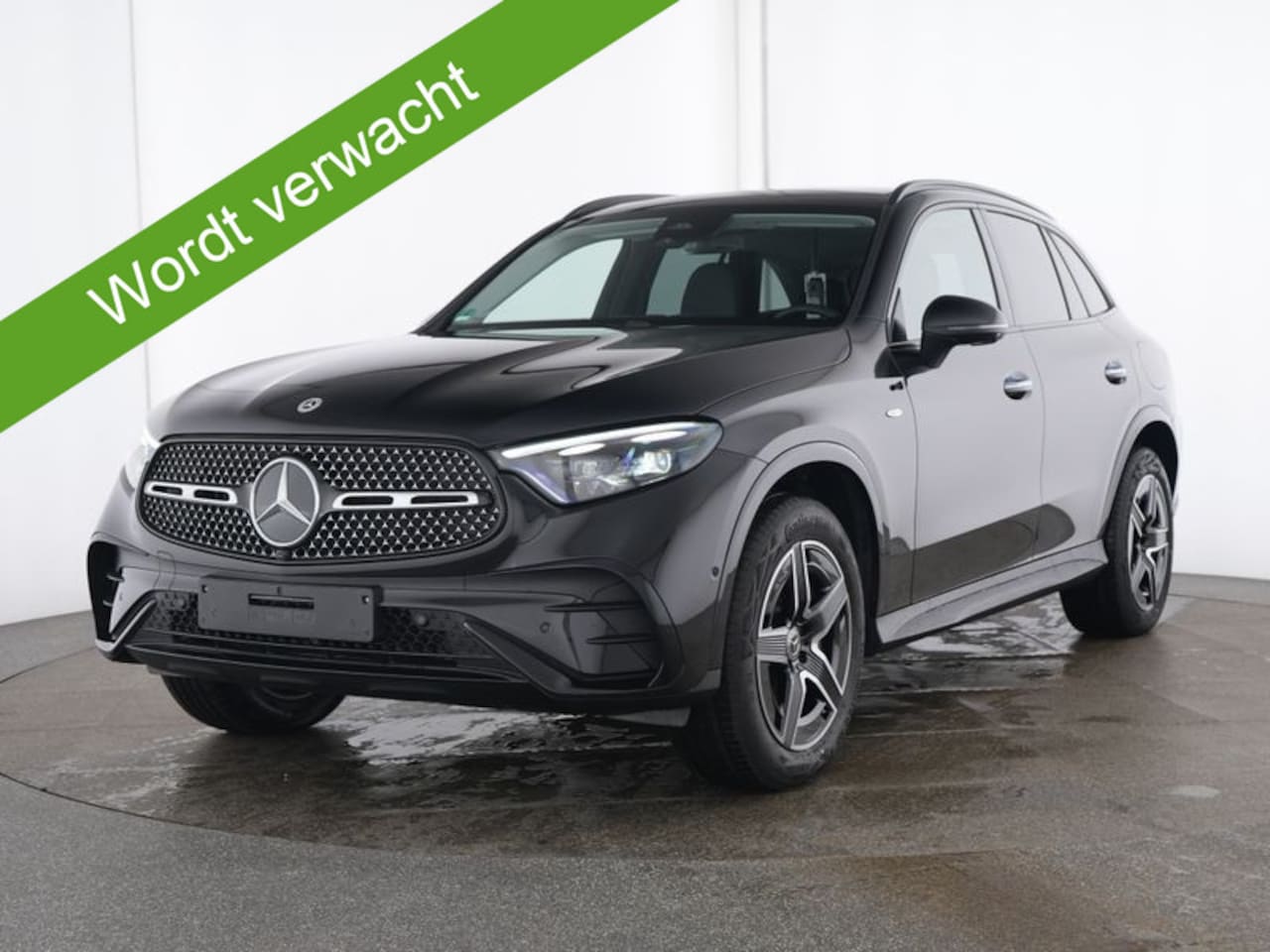 Mercedes-Benz GLC-klasse - 300e 4MATIC AMG Line Premium Plus Pakket, Trekhaak, Panoramadak - AutoWereld.nl