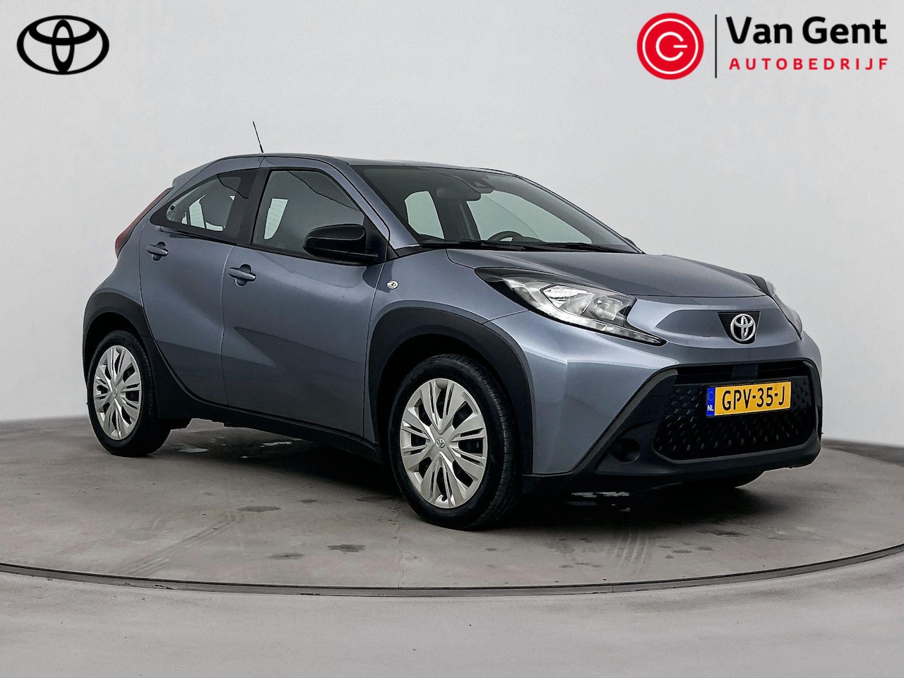 Toyota Aygo X - 1.0 VVT-i MT Play | Apple Carplay / Android Auto | Adaptive Cruise | Airco | Camera | Rijs - AutoWereld.nl