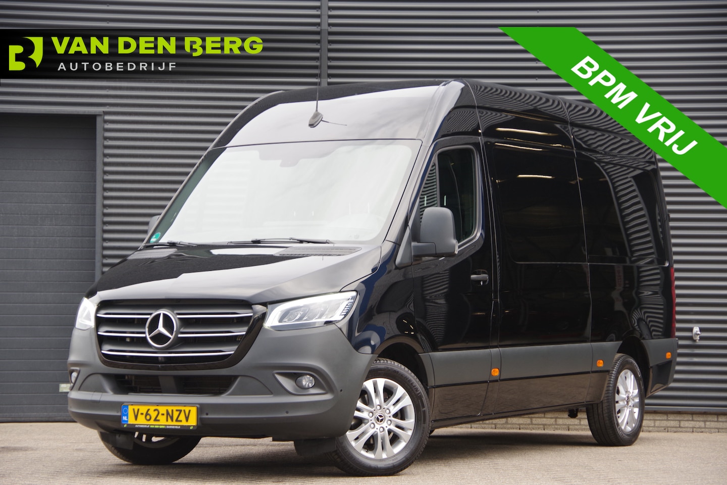 Mercedes-Benz Sprinter - 319 3.0 CDI V6 L2H2 AUT. MARGE! LED, 360 CAMERA, TREKHAAK, STANDKACHEL, MBUX 10'', CRUISE, - AutoWereld.nl