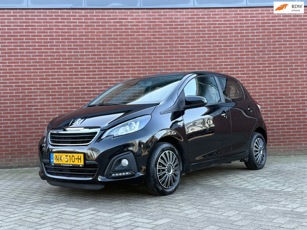 Peugeot 108 - 1.0 VTi Active / 5-deurs / Airco / Elektrische ramen / Carplay - AutoWereld.nl