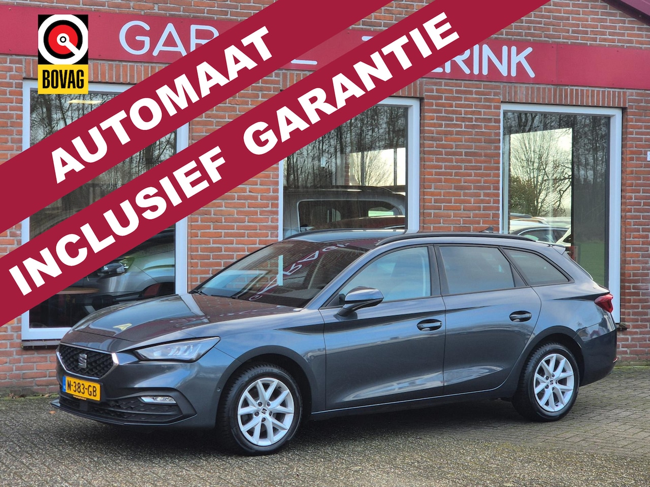 SEAT Leon Sportstourer - 1.0 eTSI Style Business Intense 110PK 5drs AUTOMAAT clima, adap.cruise, camera, trekhaak, - AutoWereld.nl