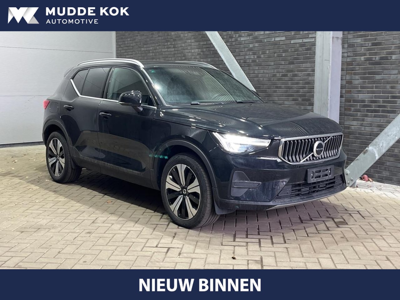 Volvo XC40 - T4 Plug-in hybrid Core Bright | Trekhaak | ACC | BLIS | Camera | Keyless | Getint Glas - AutoWereld.nl