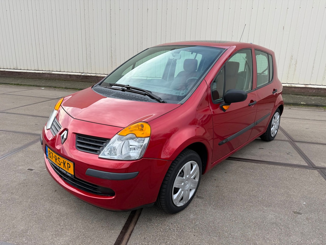 Renault Modus - 1.2-16V Dynamique Luxe 1.2-16V Dynamique Luxe nieuwe apk - AutoWereld.nl