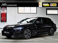BMW 5-serie Touring - 530i High Executive | M-Sport | 20 inch | Adapt. cruise control| Trekhaak | NL auto | 1e e