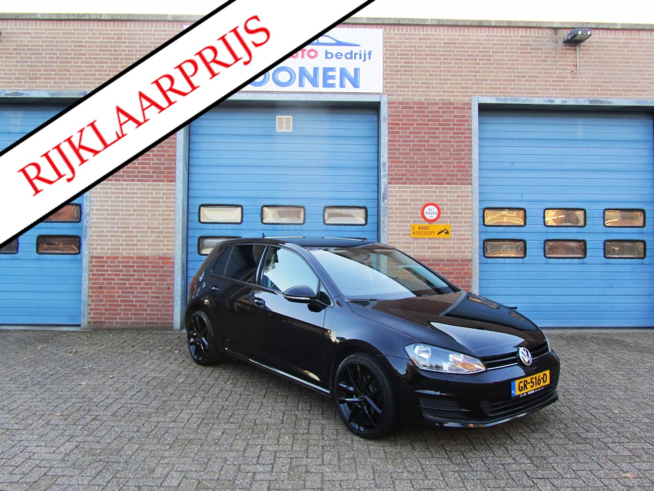 Volkswagen Golf - 1.2 TSI Trendline|5 deurs|boordcomputer|airco|isofix|licht metalen zwarte velgen|navigatie - AutoWereld.nl