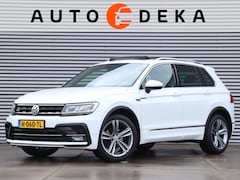 Volkswagen Tiguan - 1.5 TSI ACT R-Line Automaat *Panodak*Trekhaak*ACC